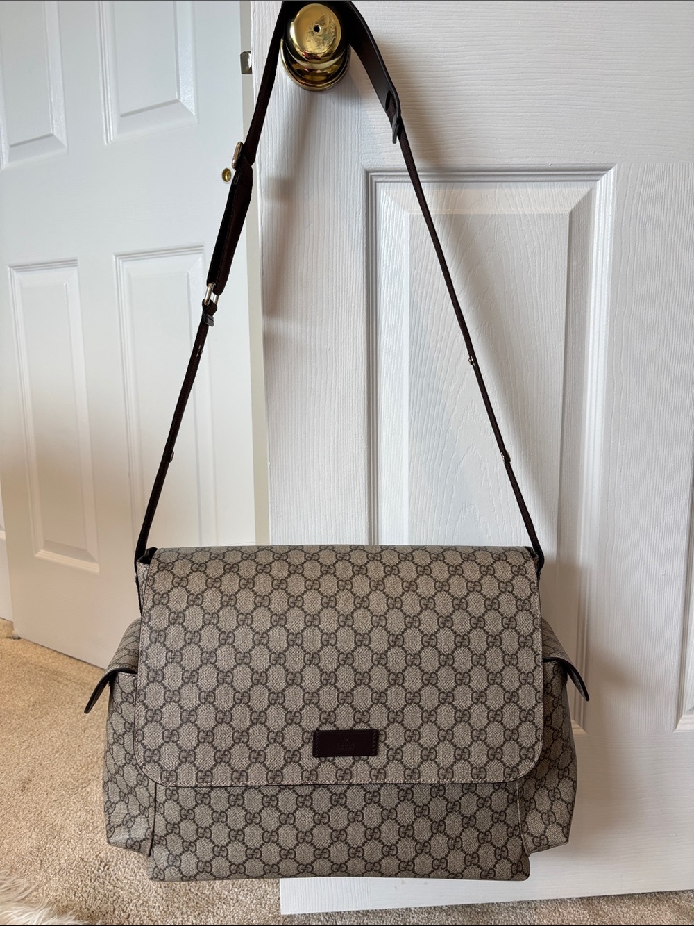 Gucci Beige and Brown GG Supreme Messenger Baby Bag
